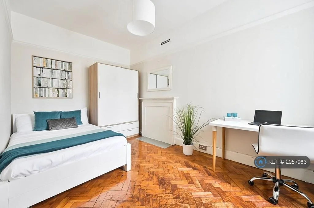 4 bedroom flat for rent