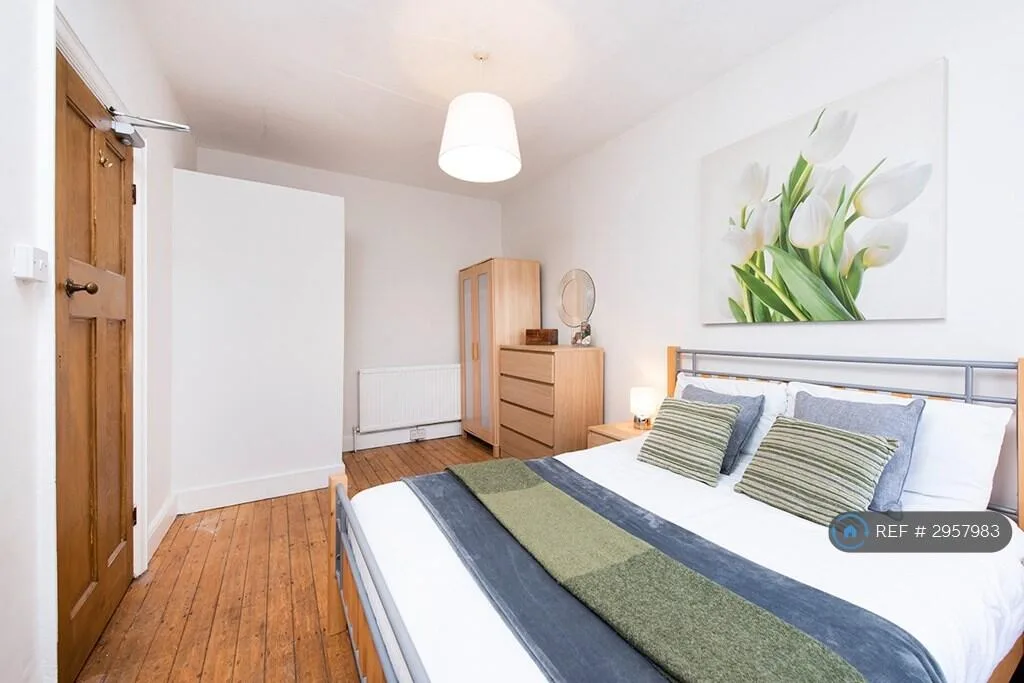 4 bedroom flat for rent