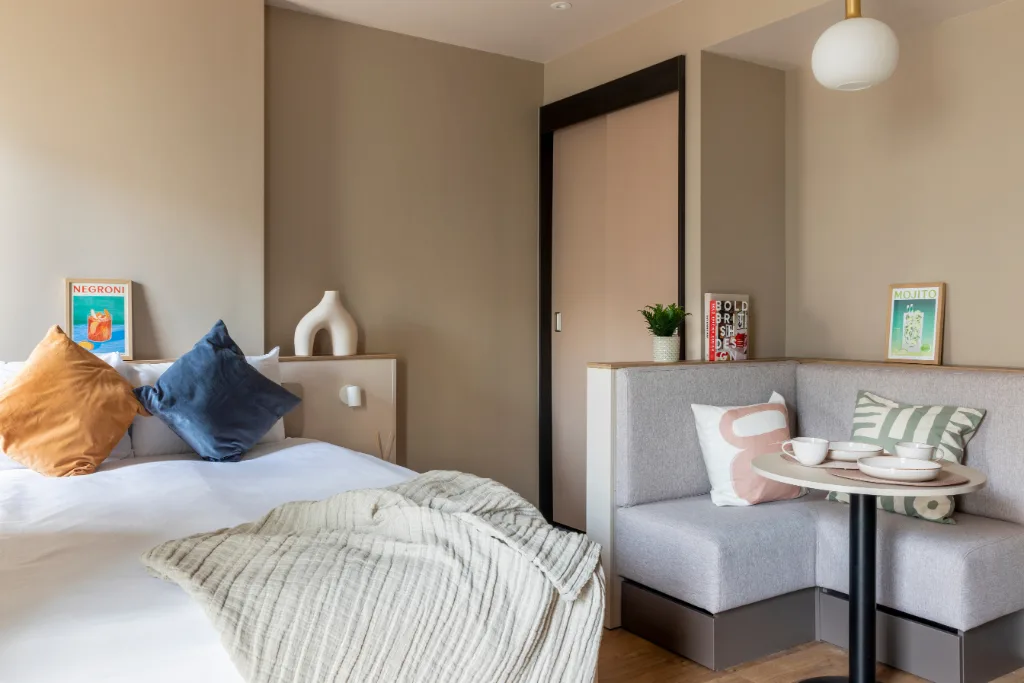 Studio flat for rent