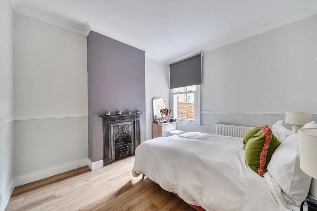 3 bedroom maisonette for rent
