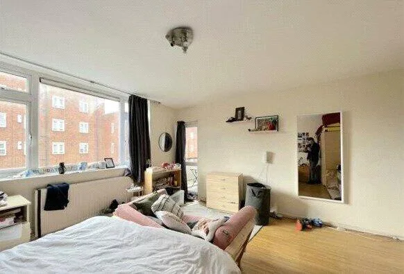 4 bedroom maisonette for rent