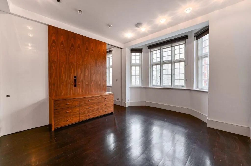 5 bedroom house for rent