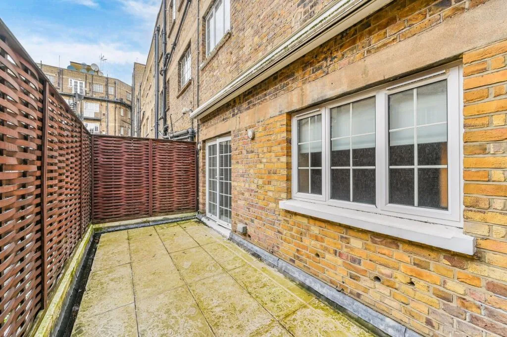 5 bedroom house for rent