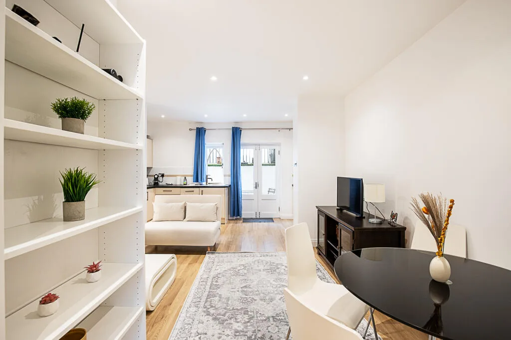 1 bedroom flat for rent