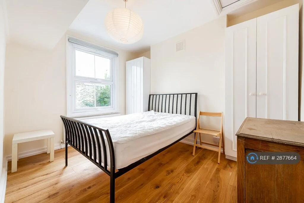 5 bedroom terraced house for rent