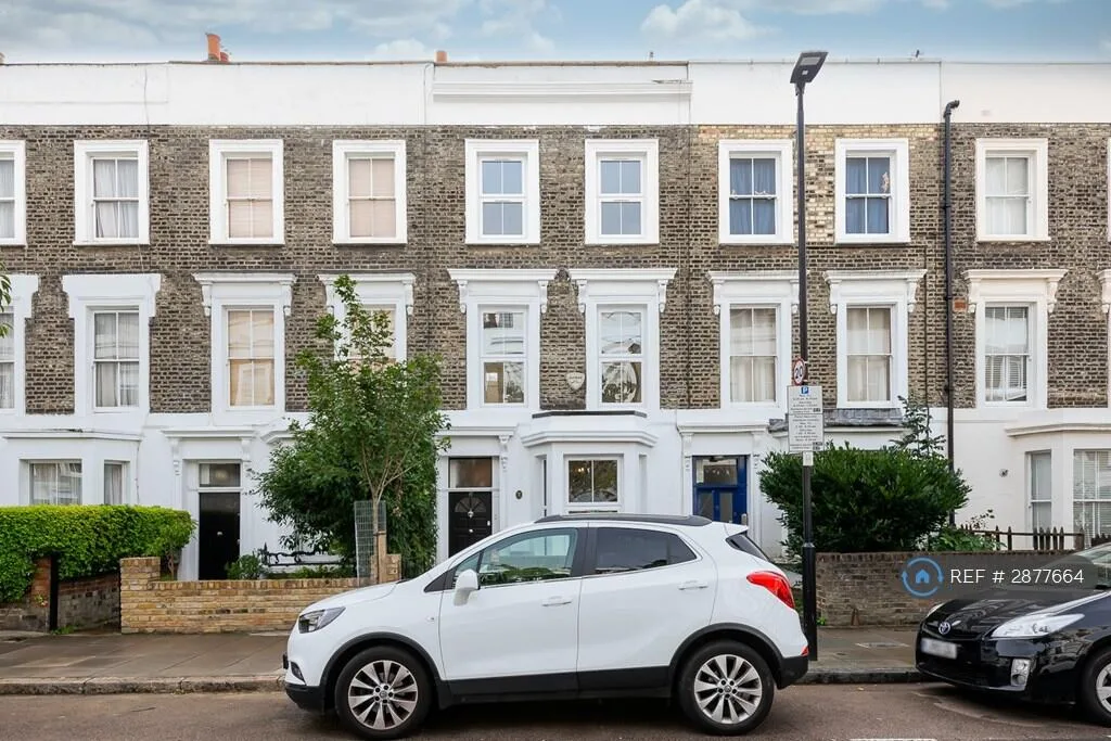 5 bedroom terraced house for rent