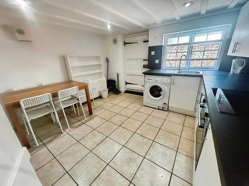 3 bedroom terraced house for rent
