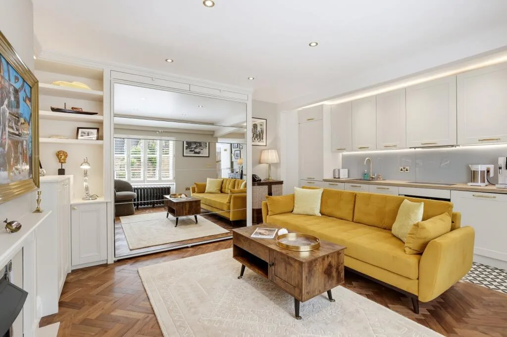 End of terrace house for rent