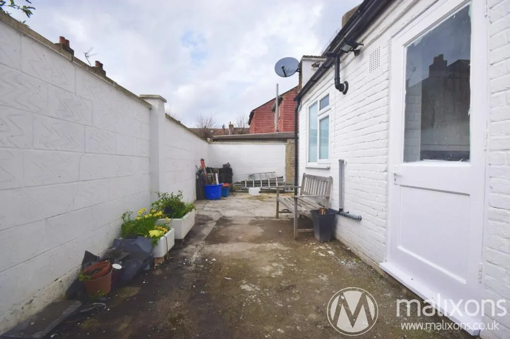 4 bedroom house for rent