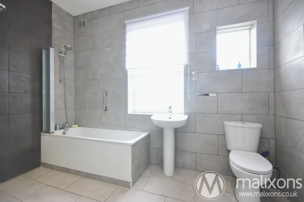 4 bedroom house for rent