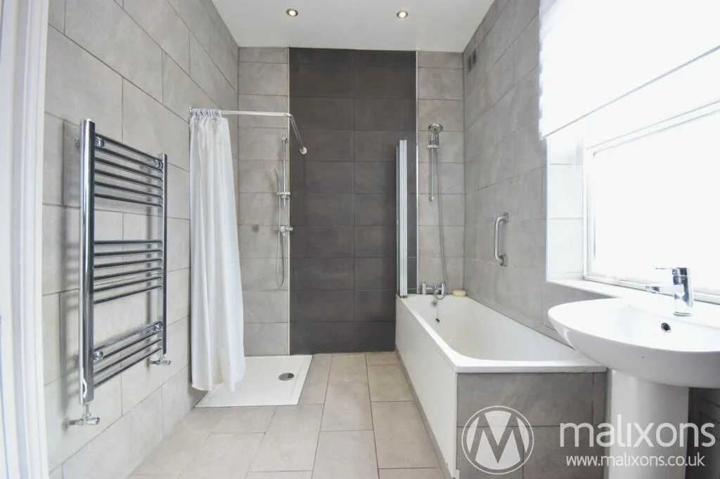 4 bedroom house for rent
