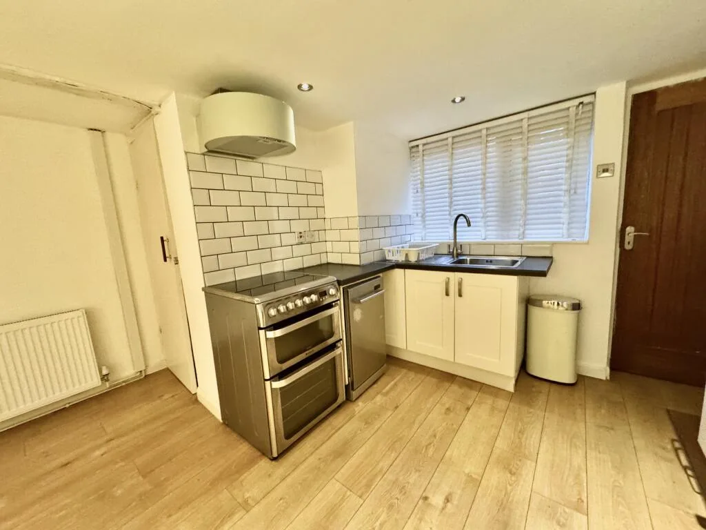 2 bedroom terraced house for rent