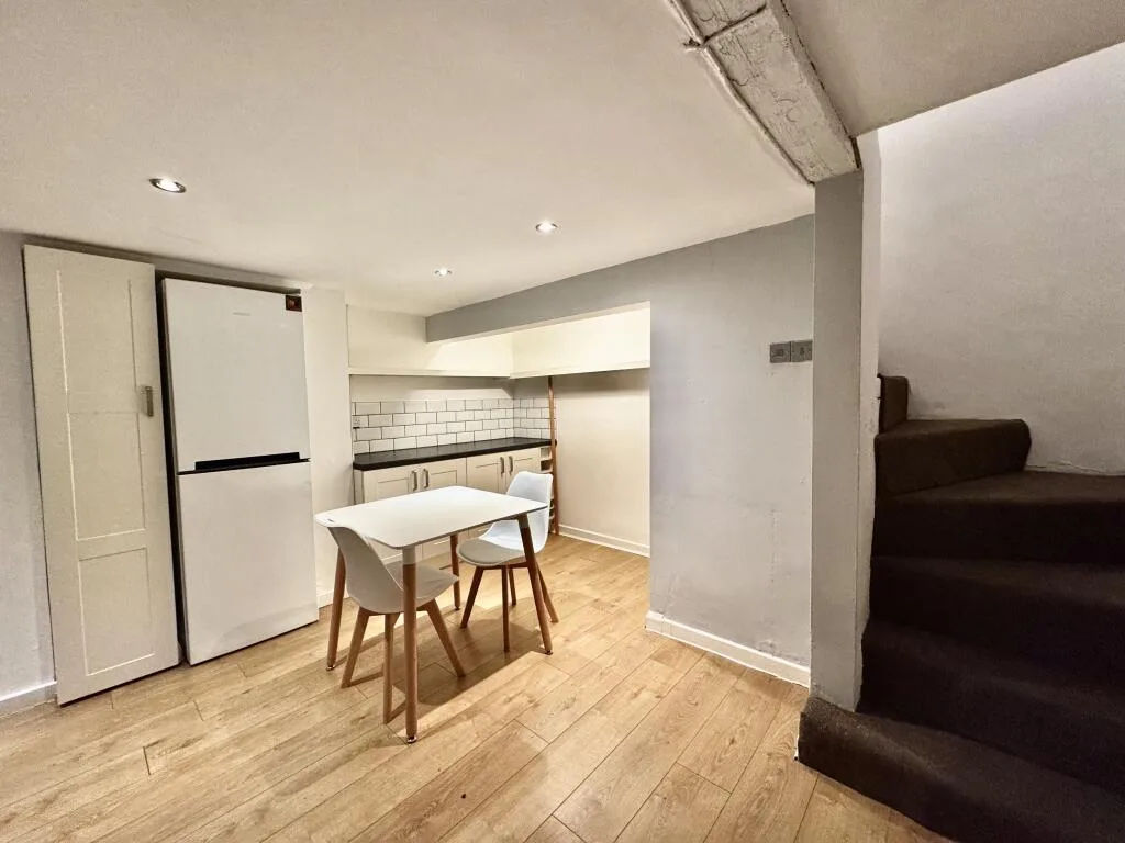 2 bedroom terraced house for rent