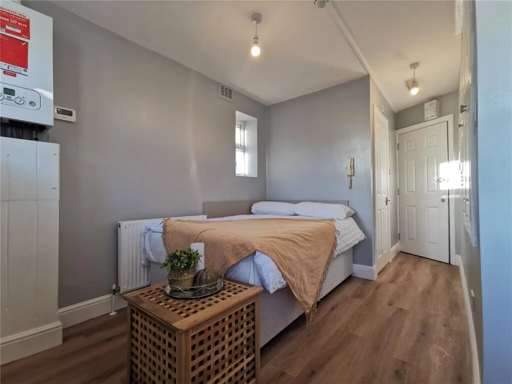 Studio apartment for rent