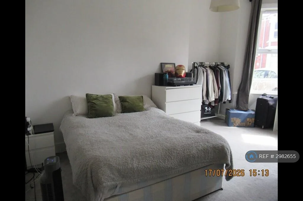 3 bedroom end of terrace house for rent