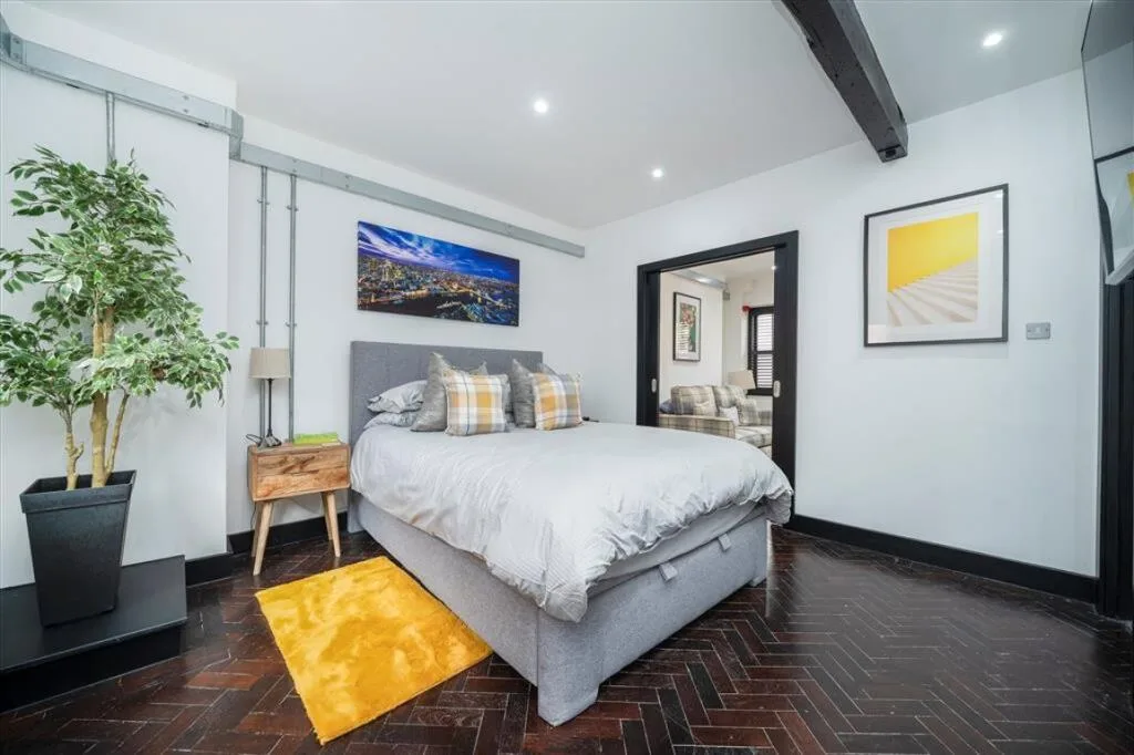 2 bedroom house for rent