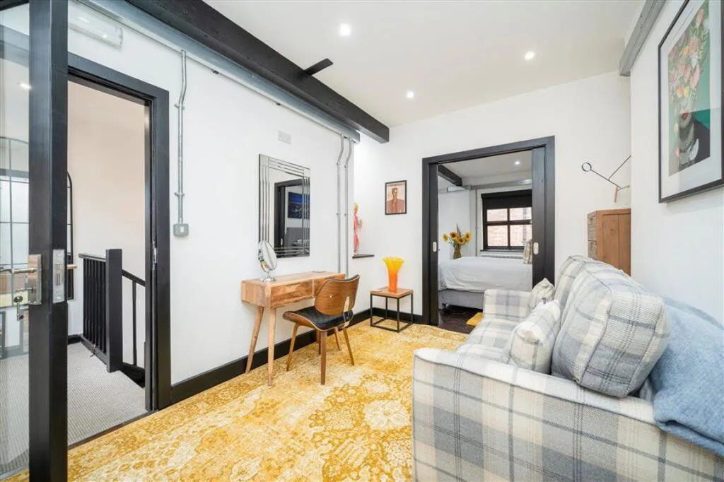 2 bedroom house for rent