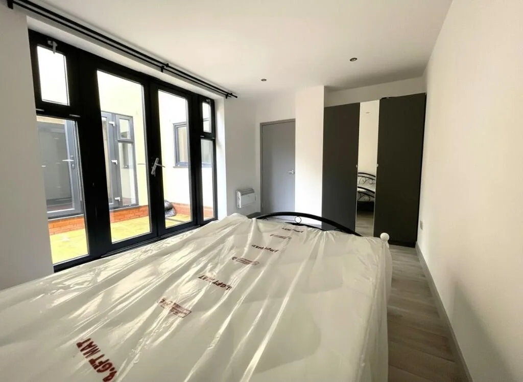 3 bedroom ground floor flat for rent
