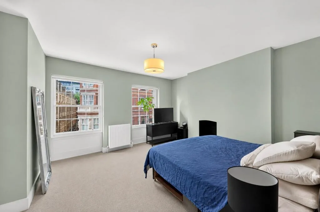 2 bedroom maisonette for rent