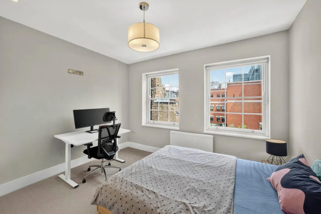 2 bedroom maisonette for rent