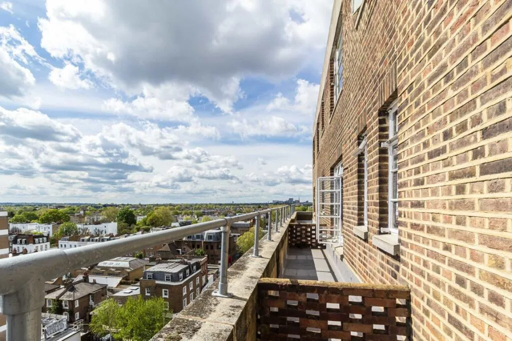 Studio flat for rent