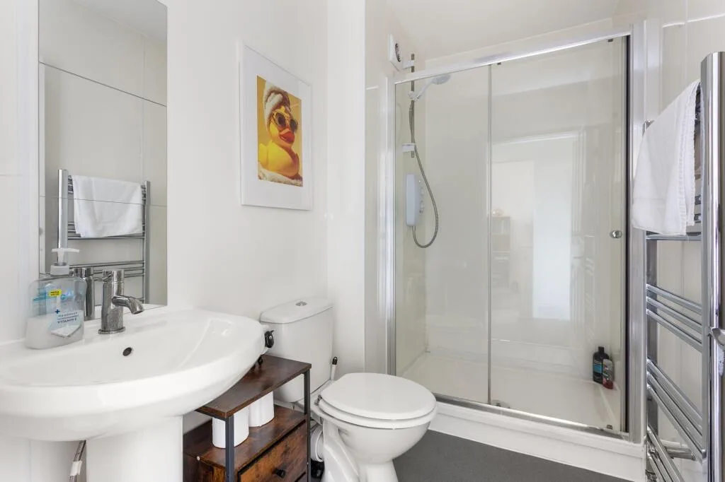 4 bedroom maisonette for rent