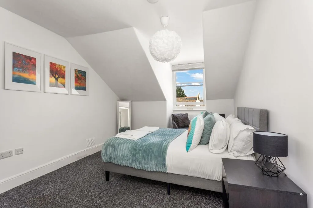4 bedroom maisonette for rent