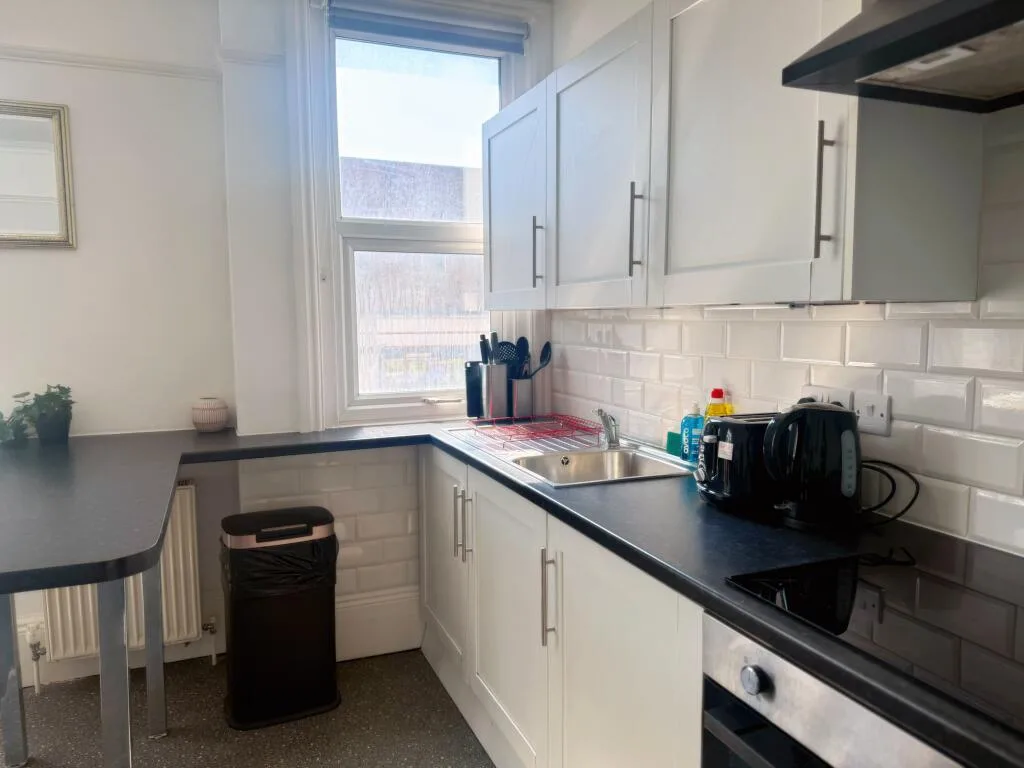 4 bedroom flat for rent