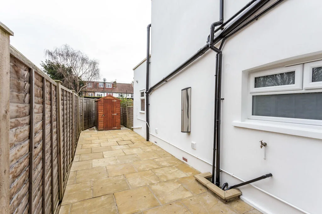 2 bedroom apartment for rent