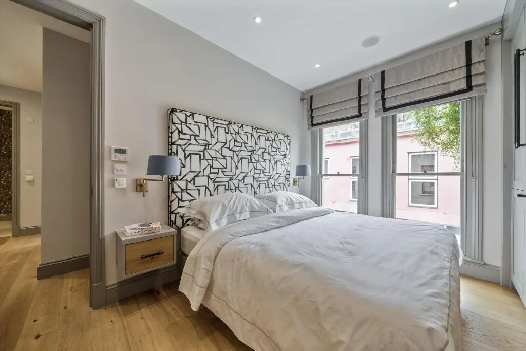 5 bedroom terraced house for rent