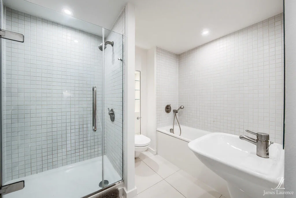 2 bedroom penthouse for rent