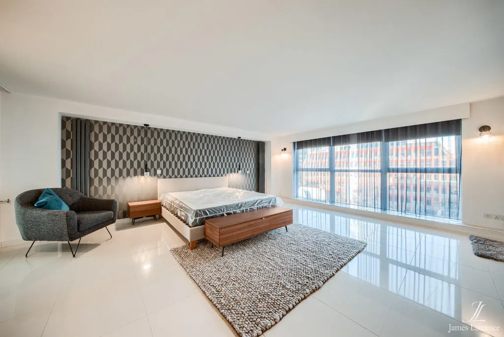 2 bedroom penthouse for rent