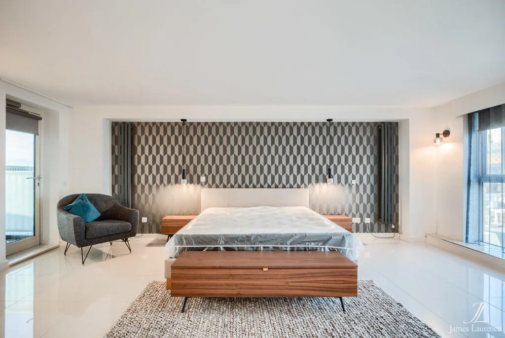 2 bedroom penthouse for rent