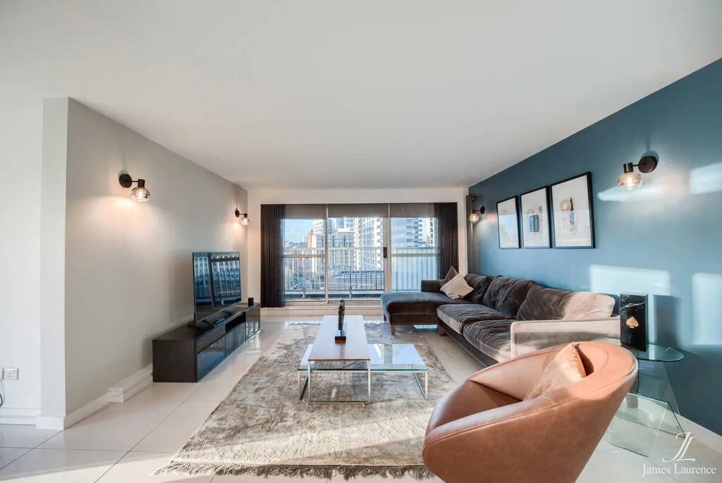 2 bedroom penthouse for rent