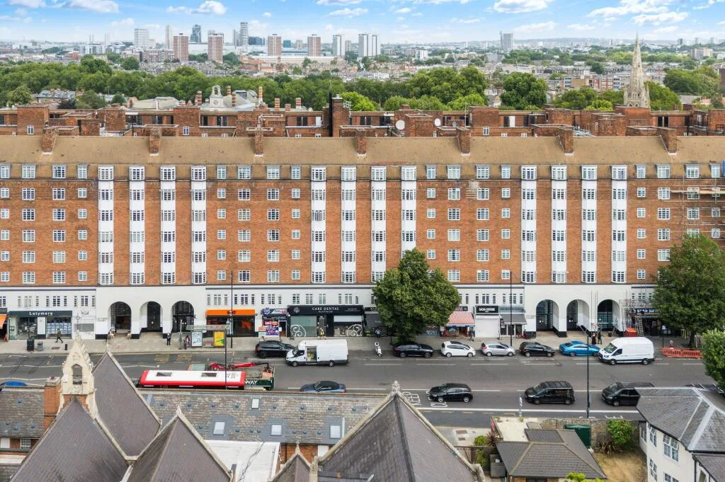 3 bedroom flat for rent