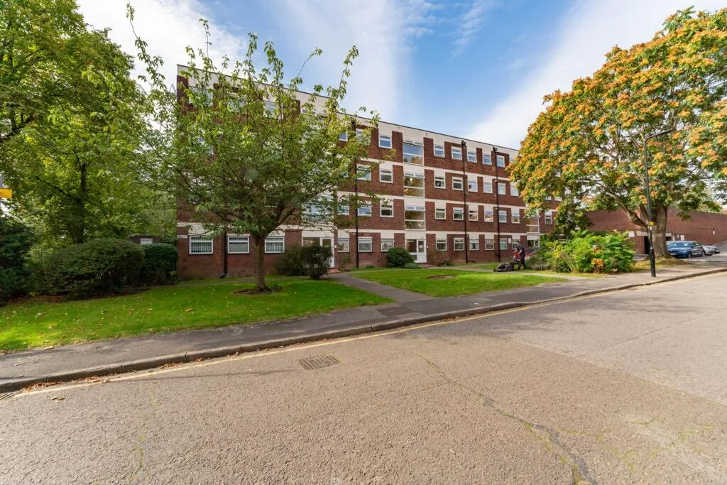 2 bedroom flat for rent