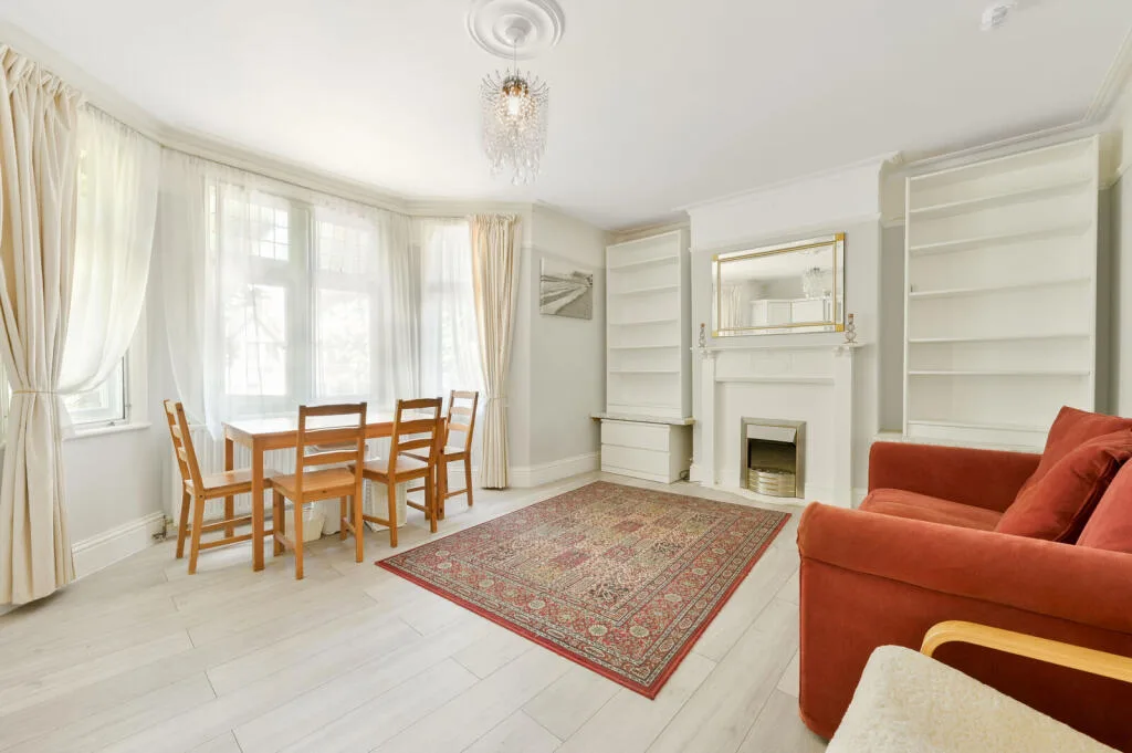 2 bedroom flat for rent