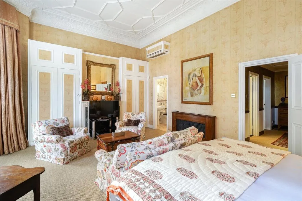 4 bedroom apartment for rent