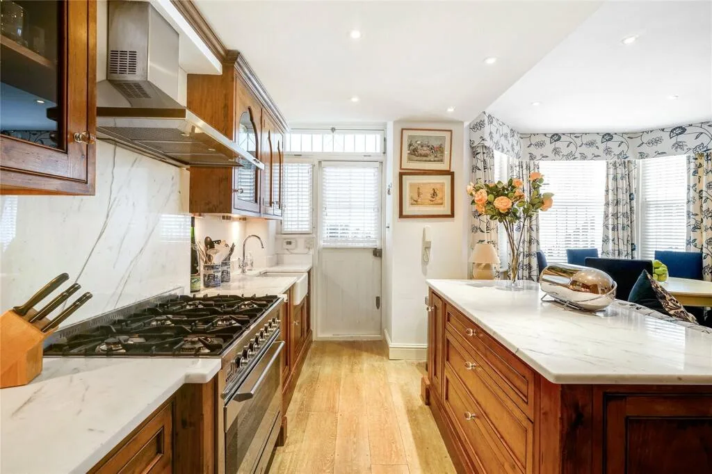 4 bedroom apartment for rent