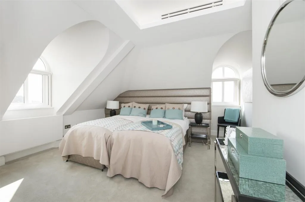 4 bedroom flat for rent