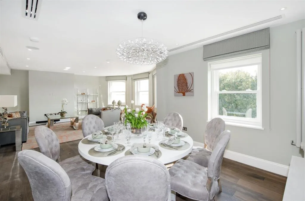 4 bedroom flat for rent