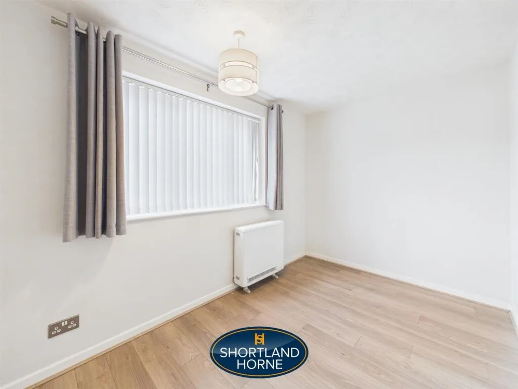 1 bedroom maisonette for rent