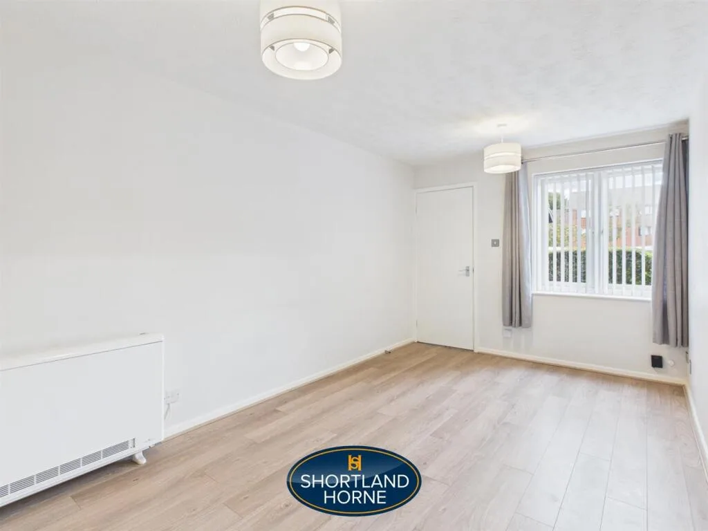 1 bedroom maisonette for rent