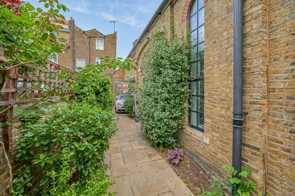 3 bedroom terraced house for rent