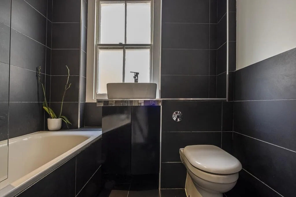 2 bedroom maisonette for rent