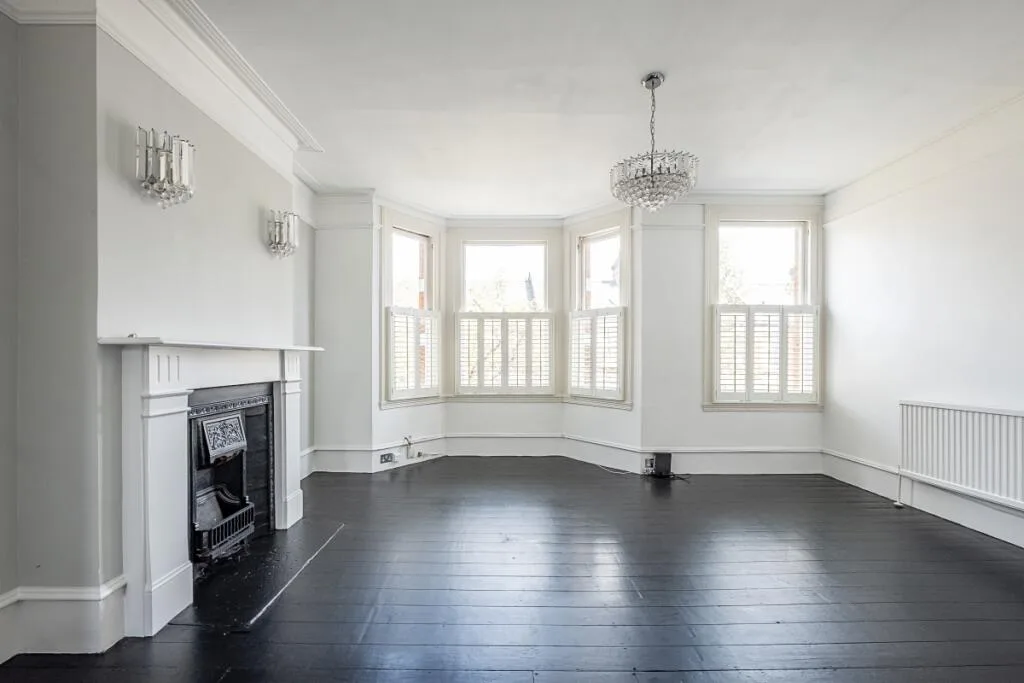 2 bedroom maisonette for rent