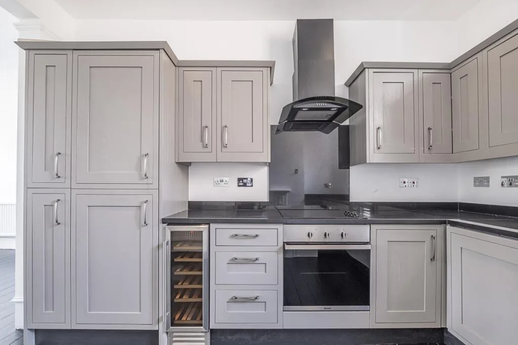 2 bedroom maisonette for rent