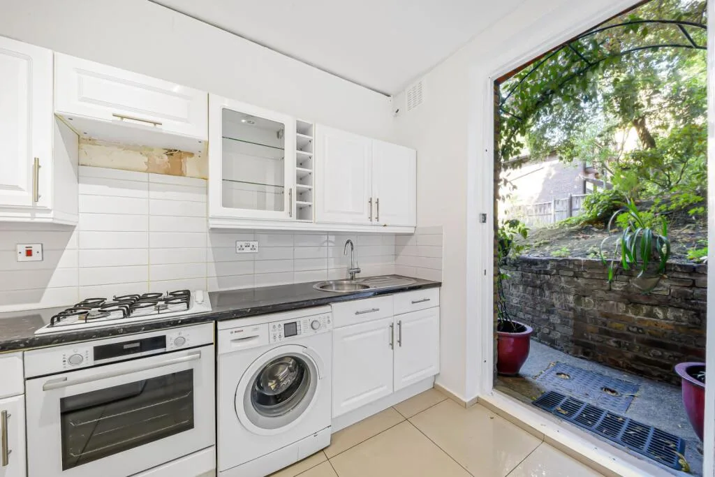 1 bedroom flat for rent
