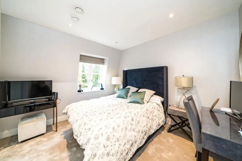 4 bedroom terraced house for rent