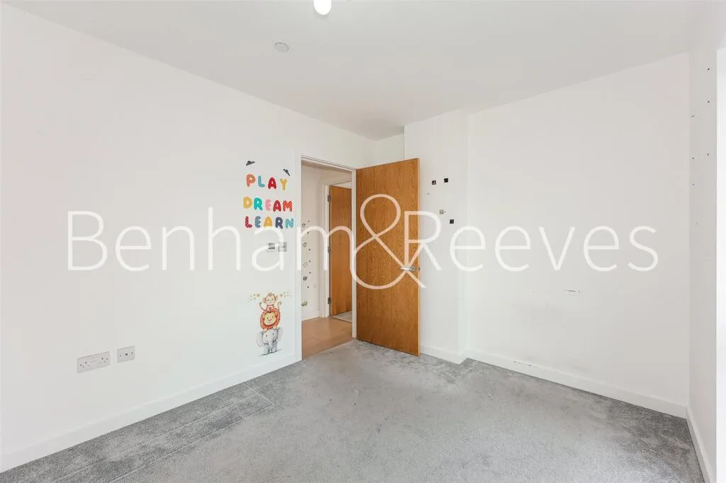 3 bedroom apartment for rent